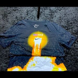 Rare Nike tee sized small